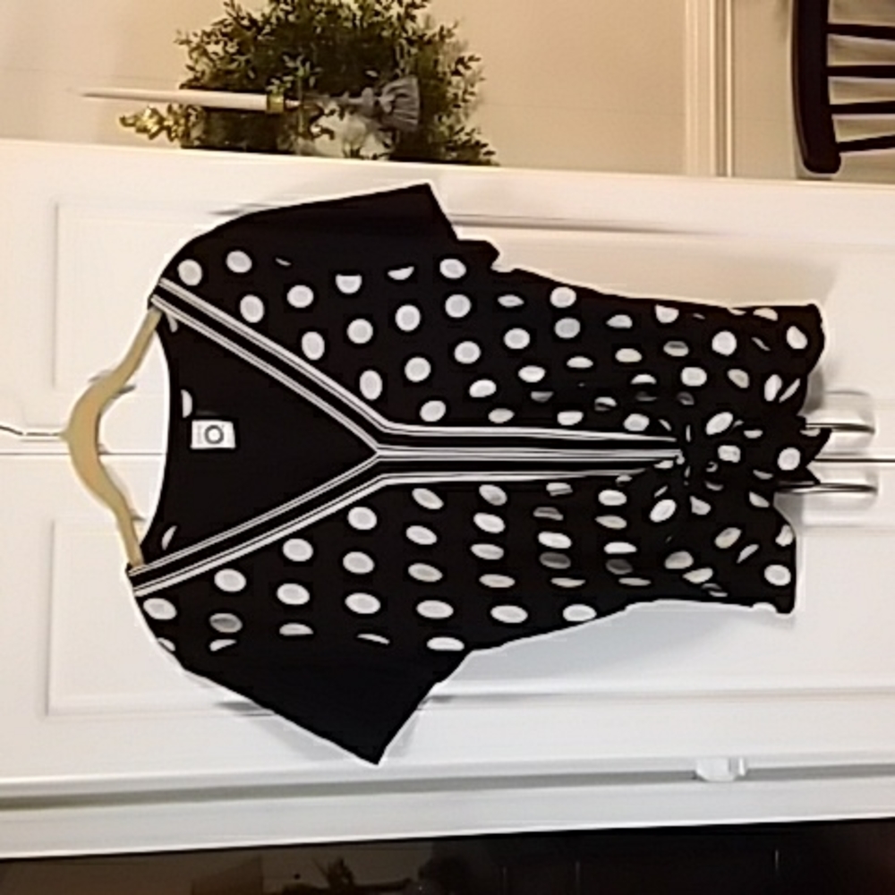 ANTHROPOLOGIE BLOUSE